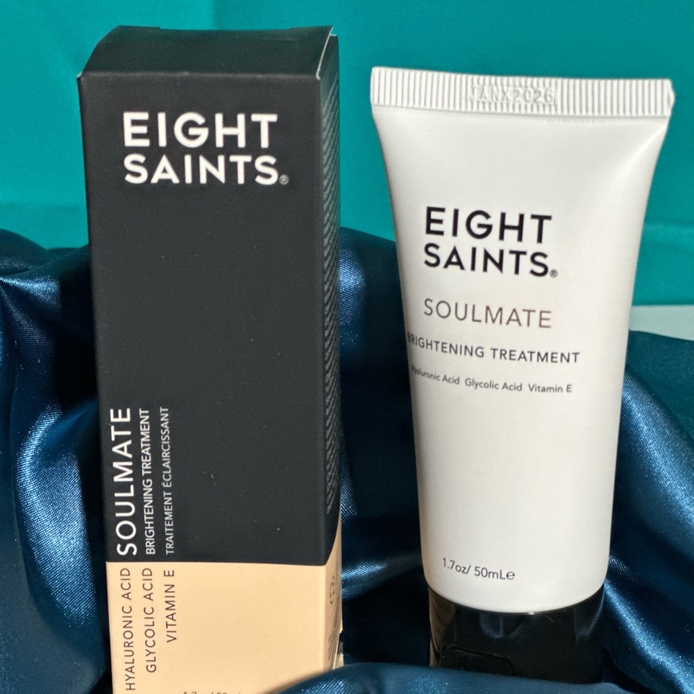 EIGHT SAINTS SOULMATE BRIGHTENING TREATMENT - BRAND NEW in the box!